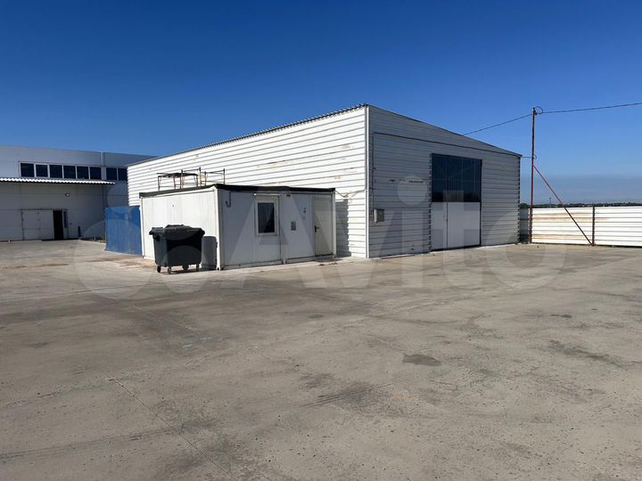 Склад, 300 м²