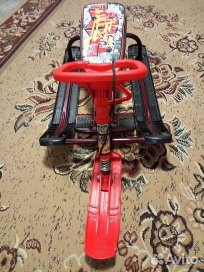 Детский снегокат бу