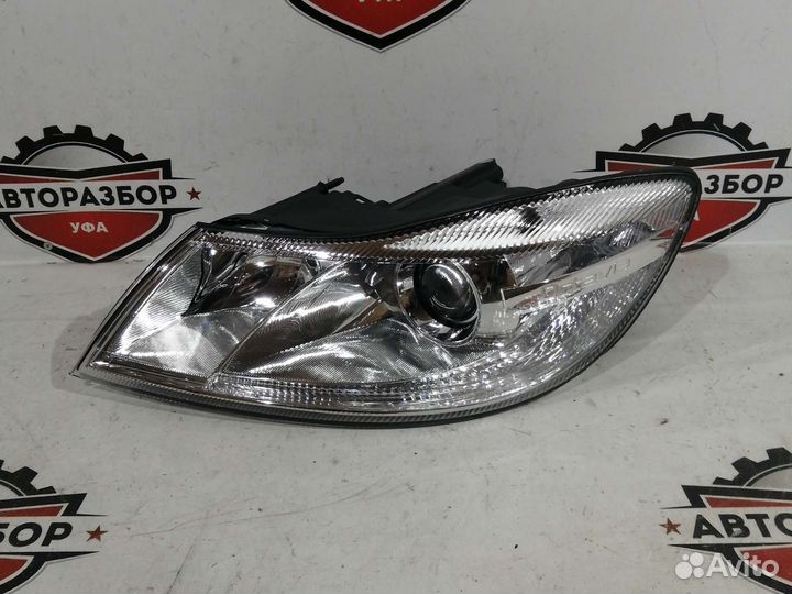 Фара передняя левая skoda octavia А5 II 09-12