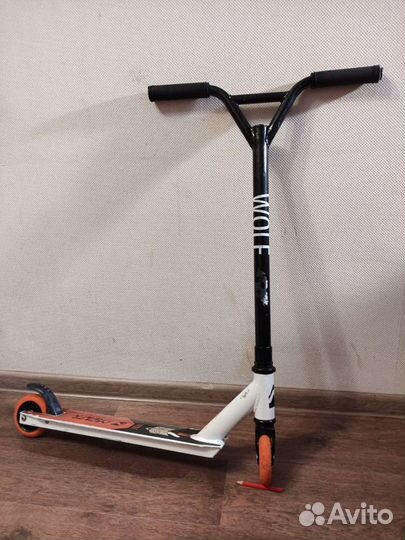 Трюковой самокат wolf