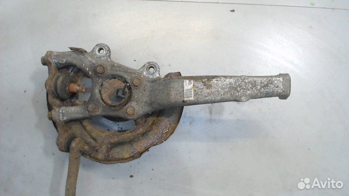 Ступица (кулак, цапфа) Lexus IS, 2006