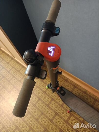 Электросамокат Ninebot KickScooter ES1