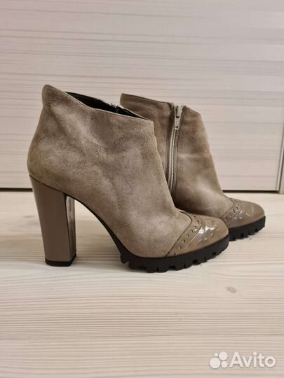 Ботильоны Италия