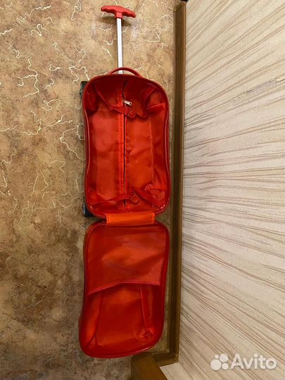 Детский чемодан на колесиках Молния маккуинн