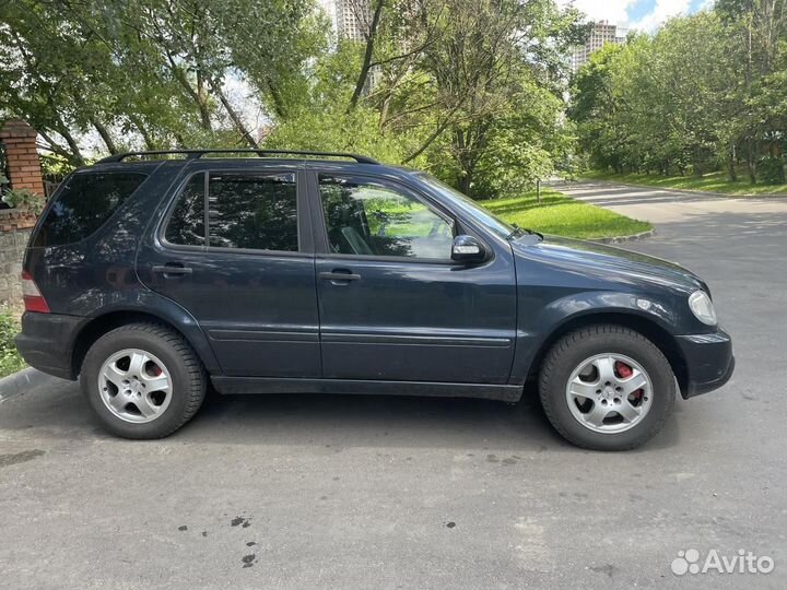 На разбор Mercedes ML W163 270 рест
