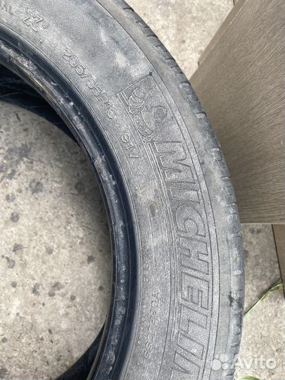 Michelin Agilis 205/55 R16