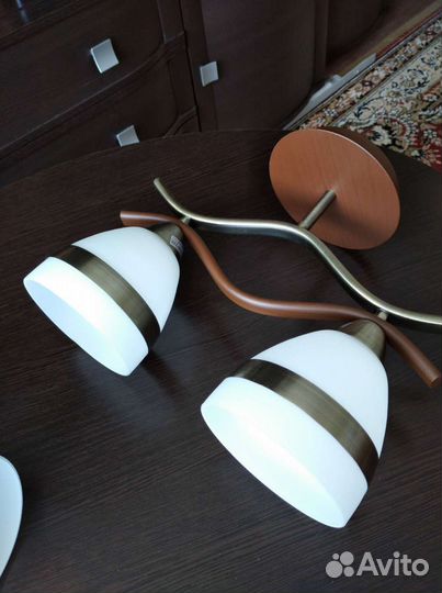 Потолочный светильник