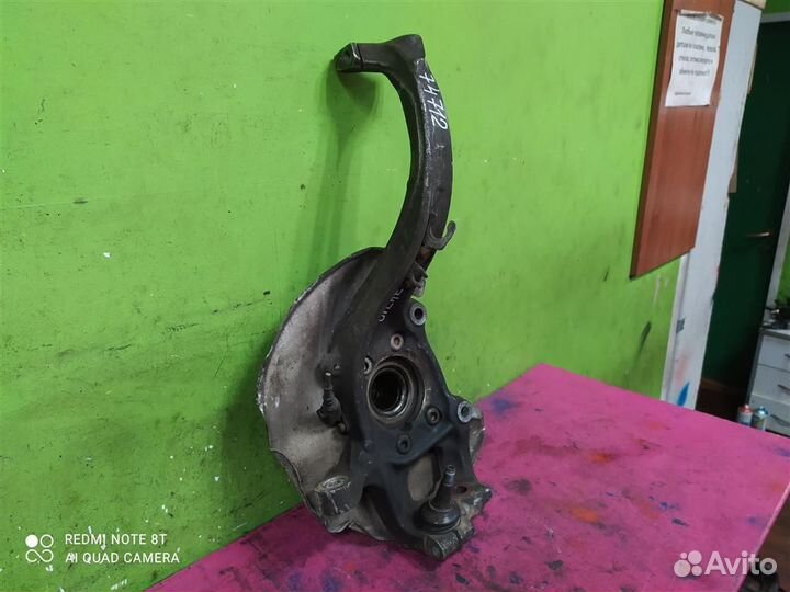 Поворотный кулак правый Audi A4 B8 Allroad A5 Q5