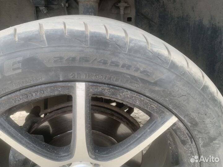 Bridgestone Potenza RE002 Adrenalin 245/45 R18