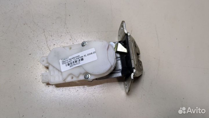 Замок багажника Mitsubishi Outlander XL, 2007