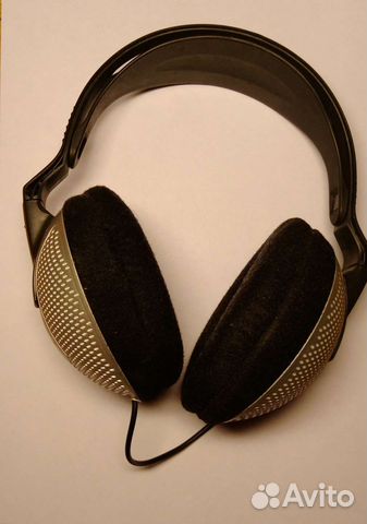 Наушники Sony проводные