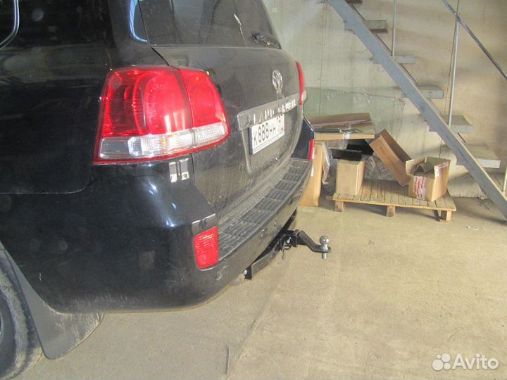 Фаркоп Toyota Land Cruiser 200 2008- / Lexus LX 2