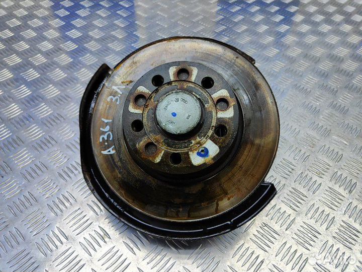 Кулак задний левый Skoda Yeti 5L 1.4 caxa 122 Л.С