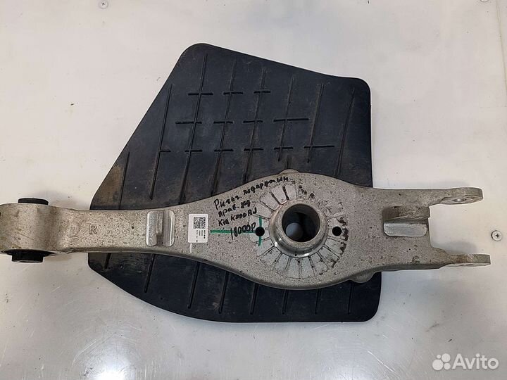 Рычаг подпружинный правый задний Kia k900RJ