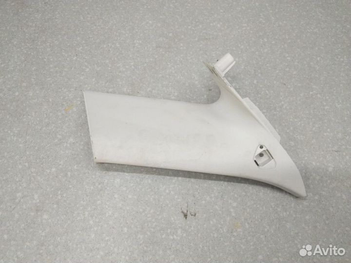 Обшивка задней стойки левая Ford Focus III 2011