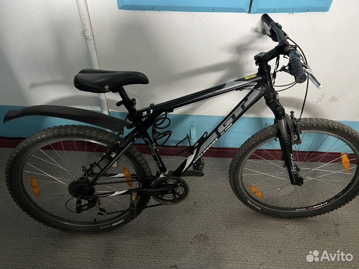 Продам велосипед GT avalanche 3.0