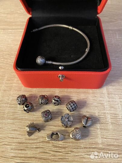 Pandora браслет с шармами
