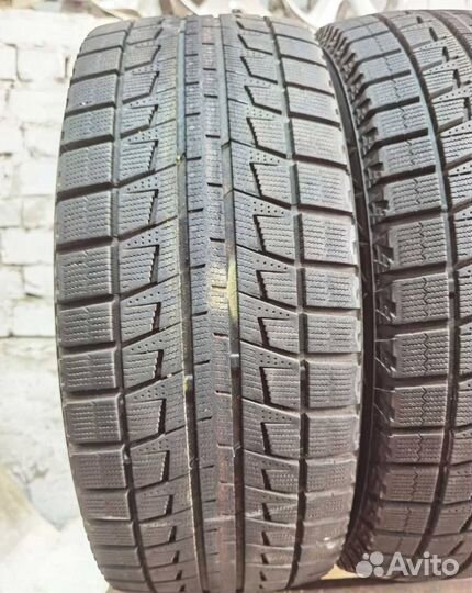 Bridgestone Blizzak Revo2 225/55 R17 97Q