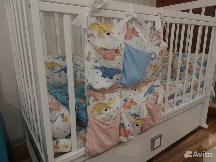 Кроватка детская. Кровать