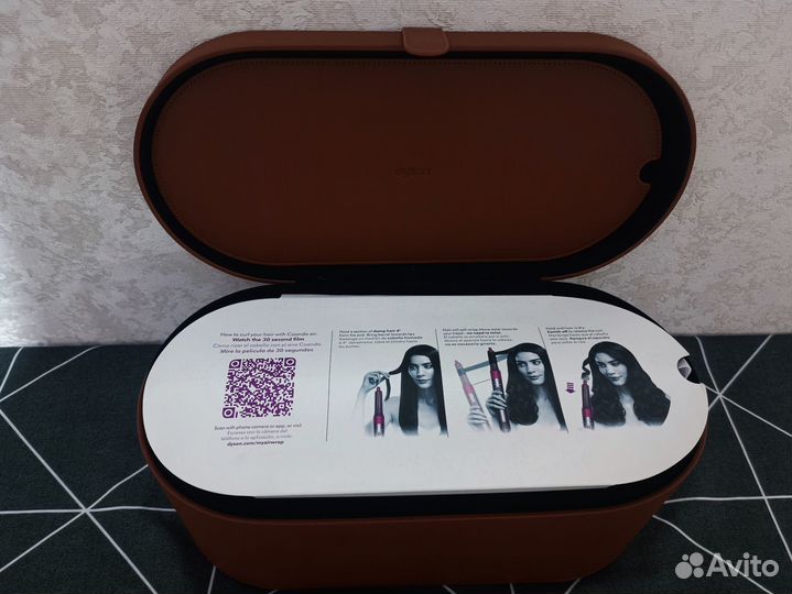 Фен Dyson стайлер