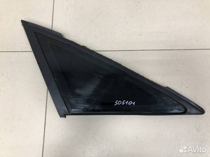 Стекло кузовное глухое левое Audi A6 C7 2011