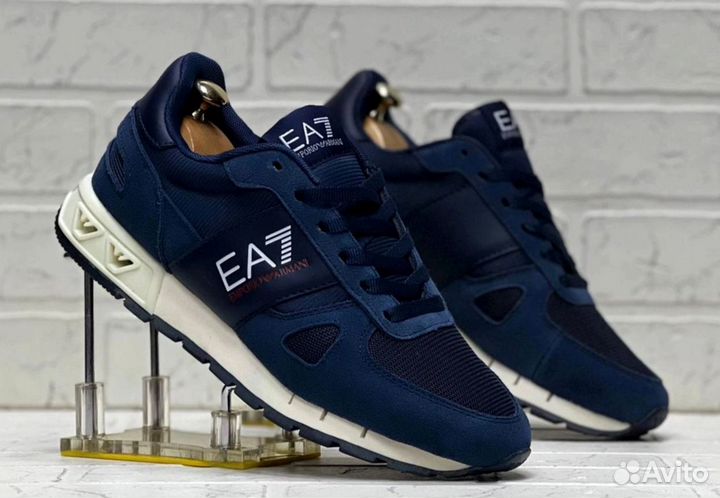 Кроссовки Armani