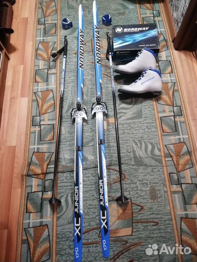 Беговые лыжи