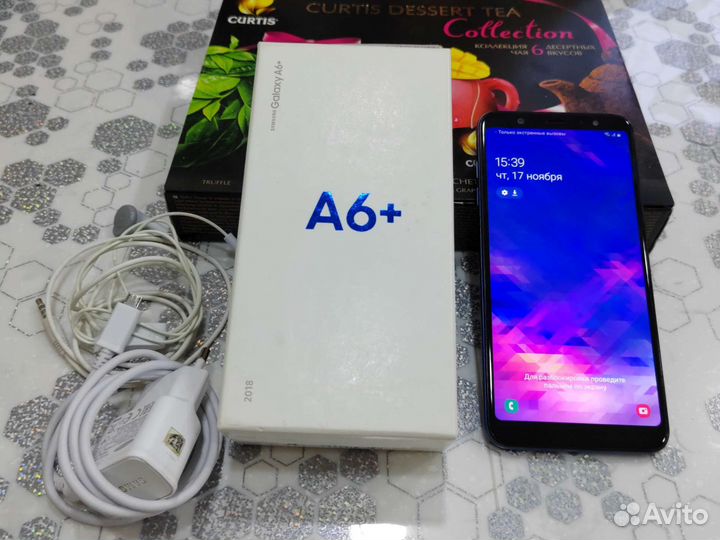 Телефон Samsung Galaxy A6+