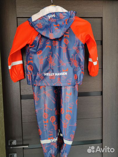 Непромокаемый костюм 104 Helly Hansen