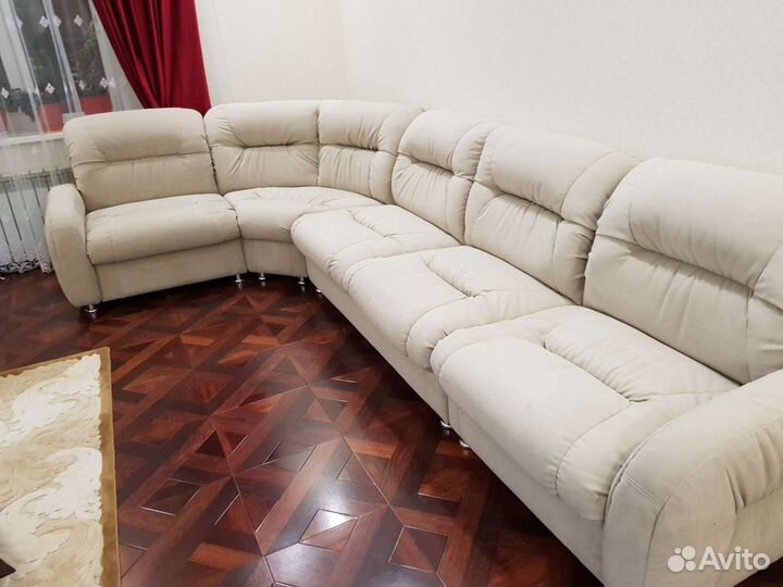 Перетяжка мебели. Каретная стяжка. Ремонт мебели