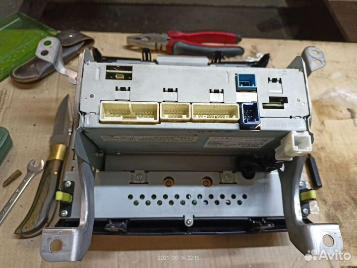 Монитор шгу Toyota Land Cruiser 200, 86111-60470