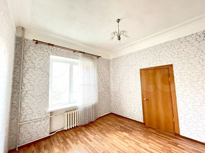 Комната 22,7 м² в 4-к., 3/4 эт.