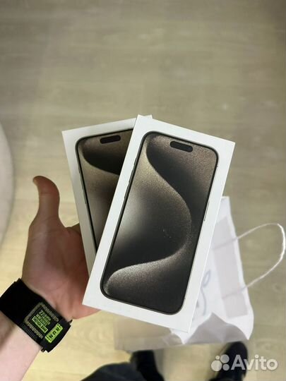 iPhone 15 Pro, 256 ГБ