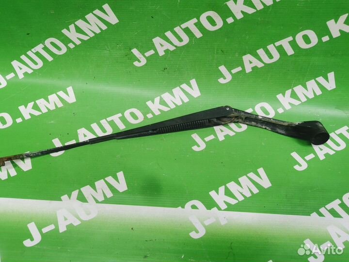 Поводок стеклоочистителя Mitsubishi Lancer