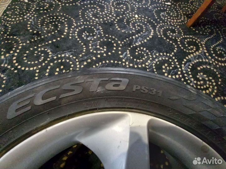 Kumho Ecsta X3 KL17 225/50 R17