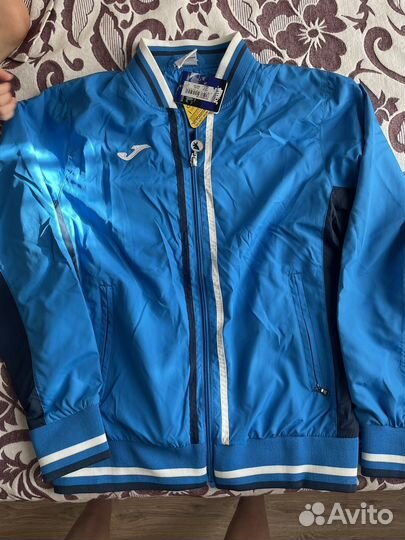 Спортивный костюм женский