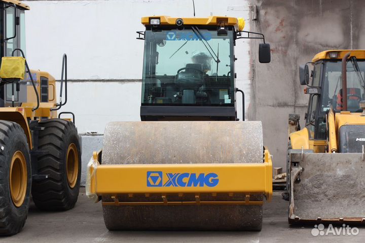 Дорожный каток XCMG XS163, 2023