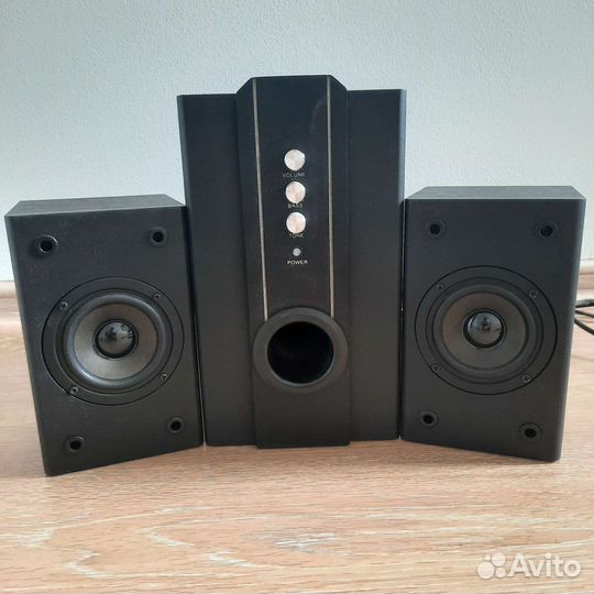 Акустическая система 2.1 Sven sps-820