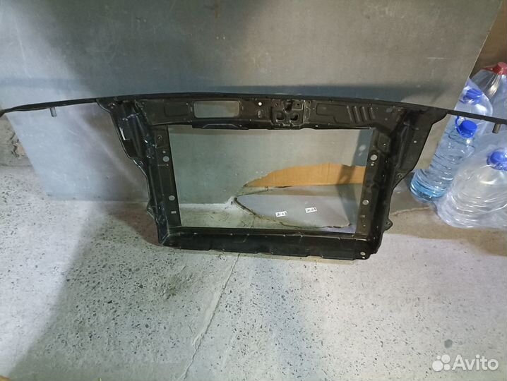 Панель передняя суппорт радиатора Skoda Fabia,Roo