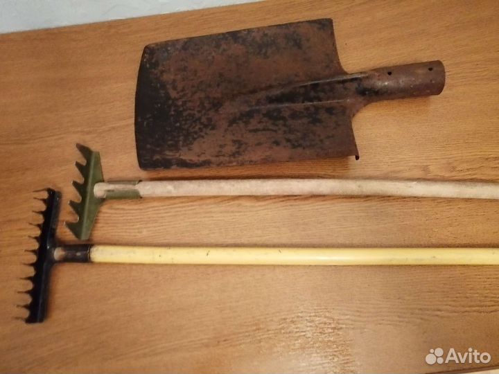 Лопата грабельки топоры