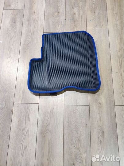 EVA коврики 3Д с бортиками Hupmobile