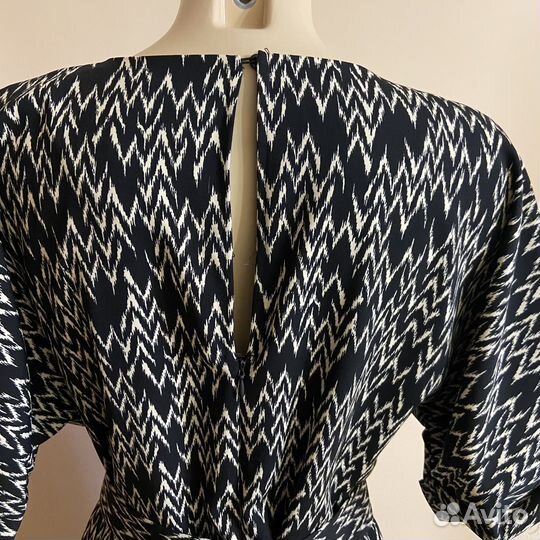 Платье женское 48 50 новое