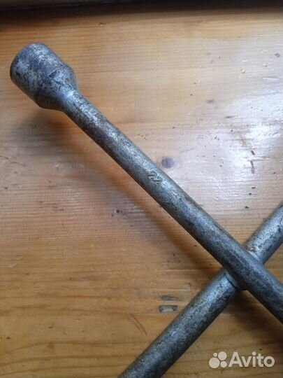 Ключ балконный крестовой