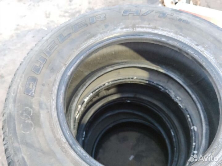 Bridgestone Dueler H/T D689 235/70 R16 105T