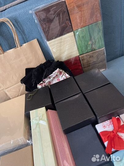 Подарочные коробки