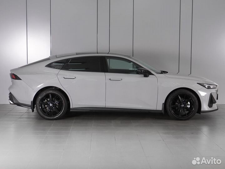 Changan UNI-V 1.5 AMT, 2023, 9 330 км