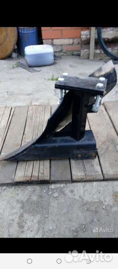 Плуг для минитрактора с трех точечной навеской