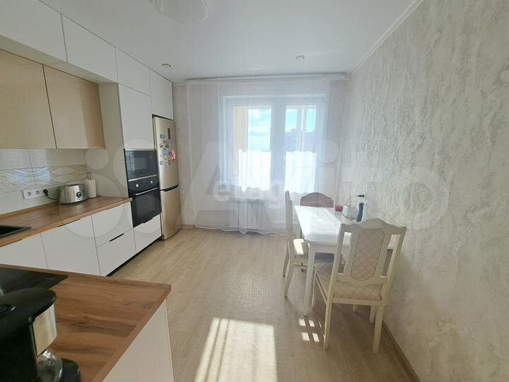 2-к. квартира, 62 м², 13/18 эт.