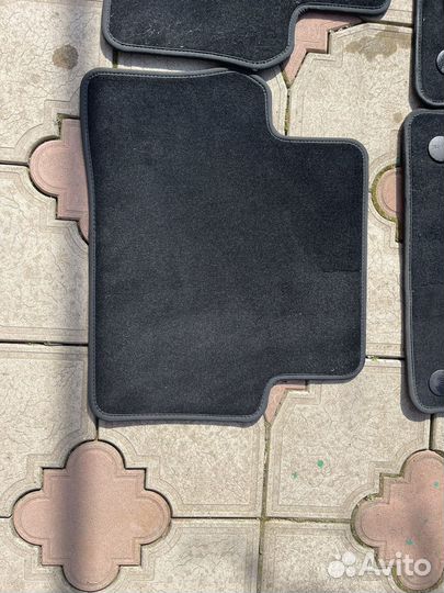 Автомобильные коврики ворсовые