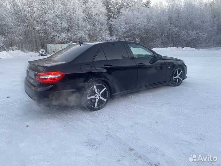 Mercedes-Benz E-класс 1.8 AT, 2010, 300 777 км